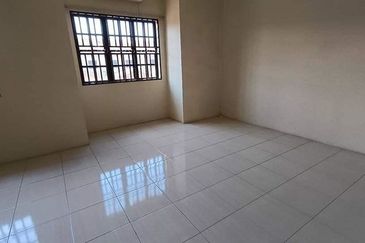 FREEHOLD Cheap Sale Bandar Baru Sri Klebang Chemor Chepor Ria Restu Meru Tasek 