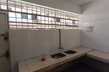 FREEHOLD Cheap Sale Bandar Baru Sri Klebang Chemor Chepor Ria Restu Meru Tasek 