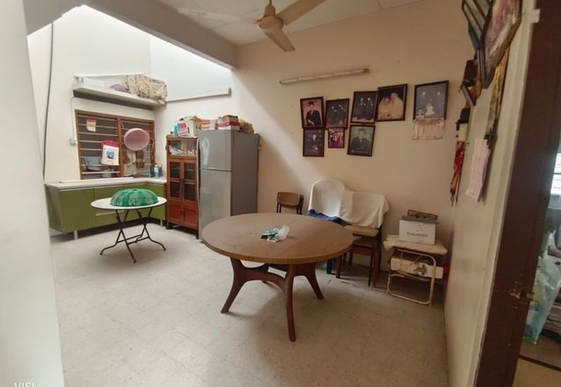 Behind Pbb Bank Pengkalan Station 18 Single Storey 20*70 Pinji Mewah Pegoh Ipoh Town