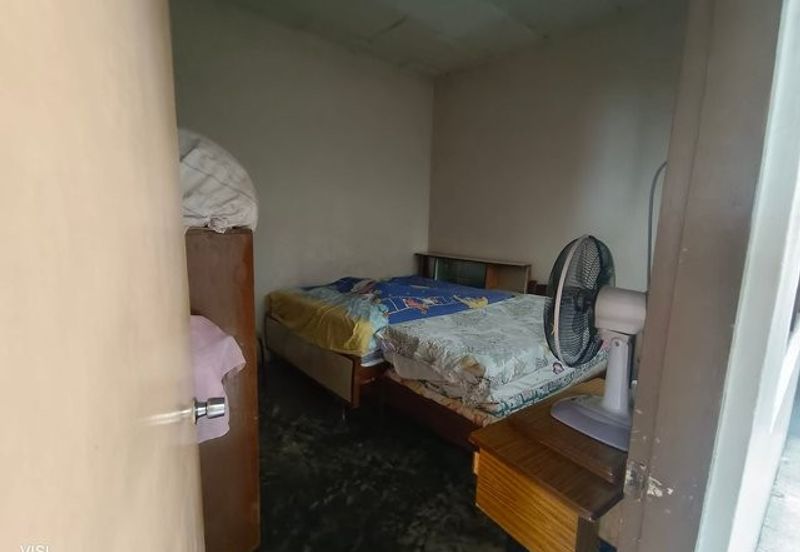 Behind Pbb Bank Pengkalan Station 18 Single Storey 20*70 Pinji Mewah Pegoh Ipoh Town