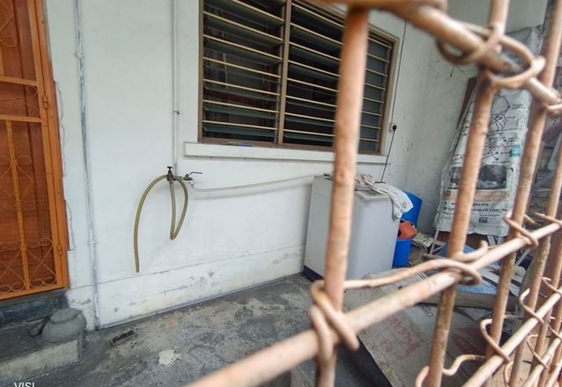 Behind Pbb Bank Pengkalan Station 18 Single Storey 20*70 Pinji Mewah Pegoh Ipoh Town