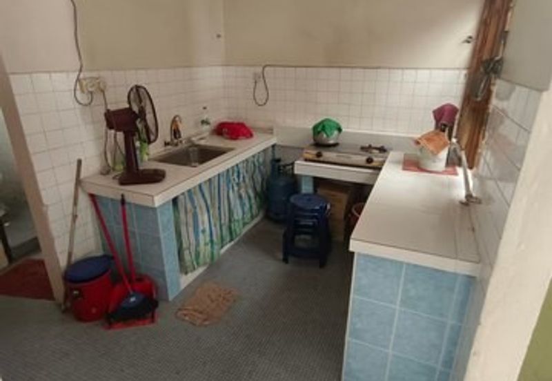 Behind Pbb Bank Pengkalan Station 18 Single Storey 20*70 Pinji Mewah Pegoh Ipoh Town