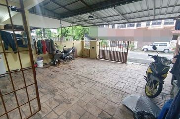 6.9% ROI Good for Investment Gunung Rapat Song Choon Botani Simpang Pulai Ampang Pekan Razaki