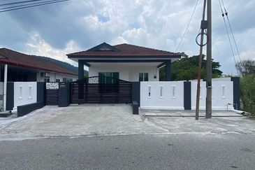 Renovate Modern Buntong Desa Rishah Single Sty Bungalow Silibin Menglembu Guntong Lahat