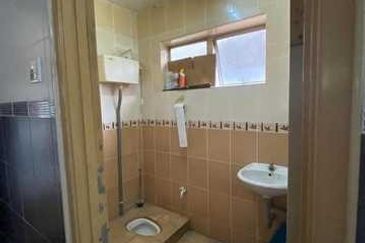 Bungalow Hot Area Kampung Tawas Tasek Jalan Kuala Kangsar KK Road Ipoh Town Pekan Klebang