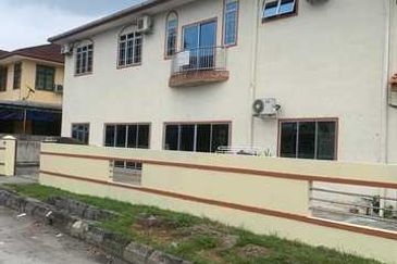 Bungalow Hot Area Kampung Tawas Tasek Jalan Kuala Kangsar KK Road Ipoh Town Pekan Klebang