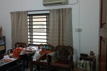 Hot Area Semi D Near Padang Kilat Pasir Pinji Pengkalan Station 18 Shatin Melow