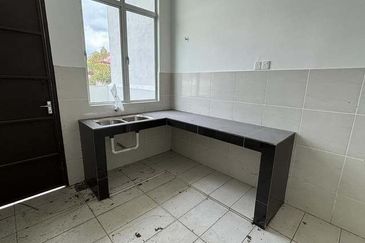 Cheap Sale Semi D 45*70 Brand New BMV Gate Guard Klebang Baiduri Bayu Tasek Bertuah 