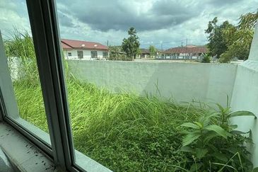 Cheap Sale Semi D 45*70 Brand New BMV Gate Guard Klebang Baiduri Bayu Tasek Bertuah 