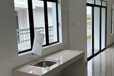 Ready Move In Gate Guard Elemen 18)Pengkalan Timah Desa Pelacongan Mewah Pinji Perdana