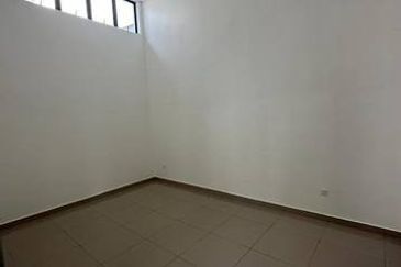 Ready Move In Gate Guard Elemen 18)Pengkalan Timah Desa Pelacongan Mewah Pinji Perdana