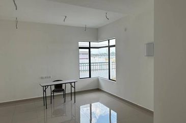 Ready Move In Gate Guard Elemen 18)Pengkalan Timah Desa Pelacongan Mewah Pinji Perdana