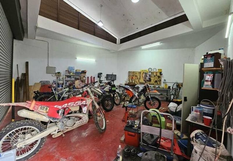 Fully Renovated Gate Guard High End Pengkalan Bayu Pinggiran Sppk Station 18