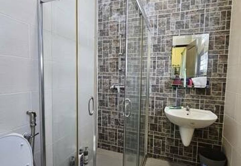 Fully Renovated Gate Guard High End Pengkalan Bayu Pinggiran Sppk Station 18