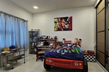 Fully Renovated Gate Guard High End Pengkalan Bayu Pinggiran Sppk Station 18