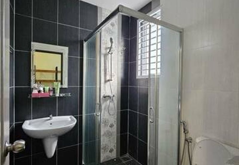 Fully Renovated Gate Guard High End Pengkalan Bayu Pinggiran Sppk Station 18