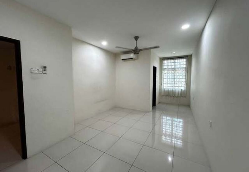 Gate Guard Meru Desa Park The Sierra 5 Room FREEHOLD Mutiara Estate Scientex One