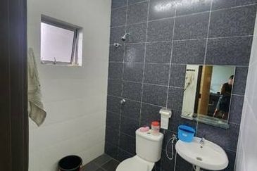 22x70 Easy Parking Partly Furnish Menglembu Bestari Impiana Adril Timur Bukit Merah