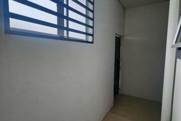 22x70 Easy Parking Partly Furnish Menglembu Bestari Impiana Adril Timur Bukit Merah