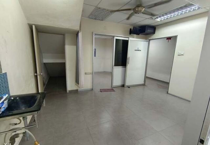 BMV Facing Main Road Cheap Sale Menglembu Taman Sri Intan Kledang Timur Wang Arkid Impiana Adril