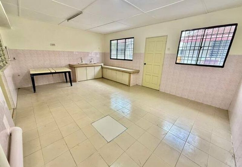 Cheap Sale Good Condition Hot Area Tasek Damai Baru Bertuah Klebang Kampung Tawas