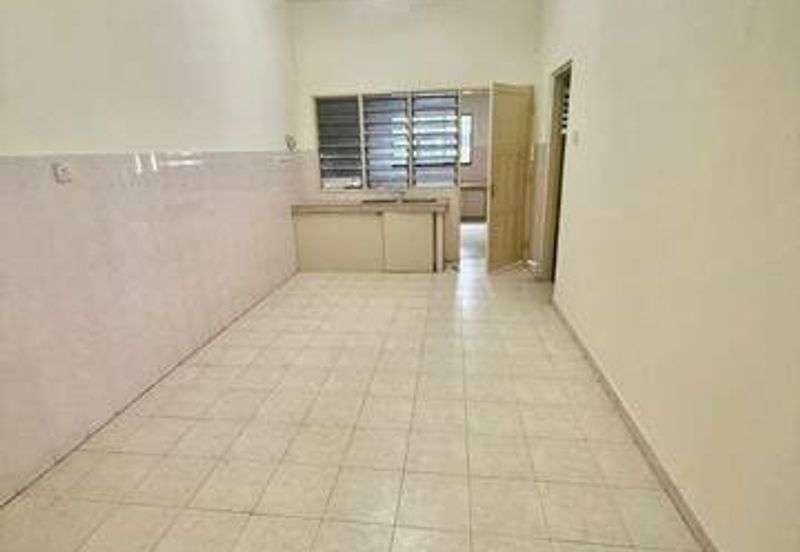 Cheap Sale Good Condition Hot Area Tasek Damai Baru Bertuah Klebang Kampung Tawas
