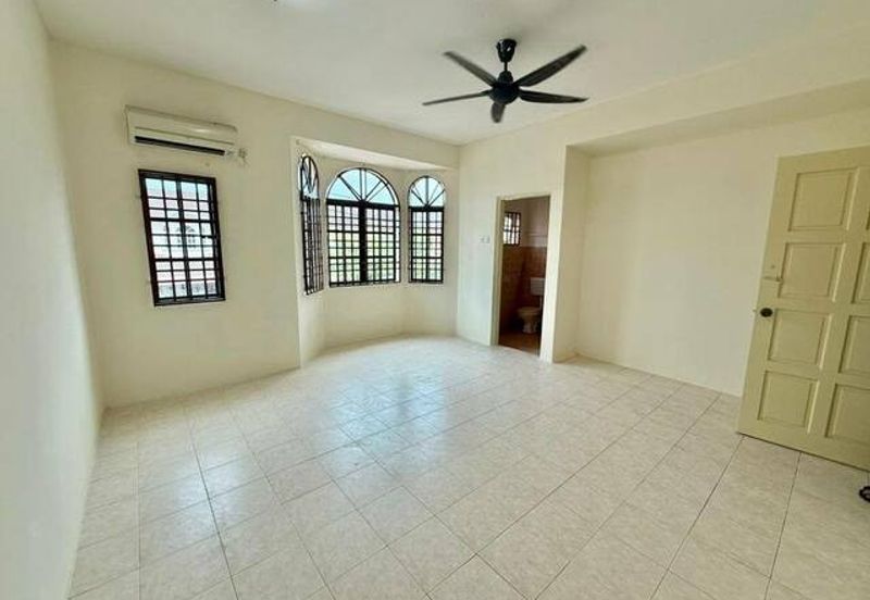 Cheap Sale Good Condition Hot Area Tasek Damai Baru Bertuah Klebang Kampung Tawas