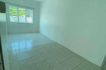 Big Size 2830sqft Intermediate Corner Lahat Sri Wang Single Storey Mines BAdri Shah