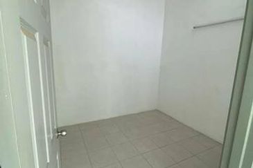 Big Size 2830sqft Intermediate Corner Lahat Sri Wang Single Storey Mines BAdri Shah