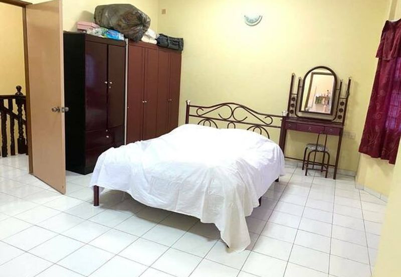 Hot Area Cheap Sale Behind Shop Silibin Taman Tinggi First Garden Buntong Ipoh Town