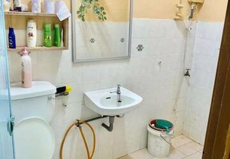 Hot Area Cheap Sale Behind Shop Silibin Taman Tinggi First Garden Buntong Ipoh Town