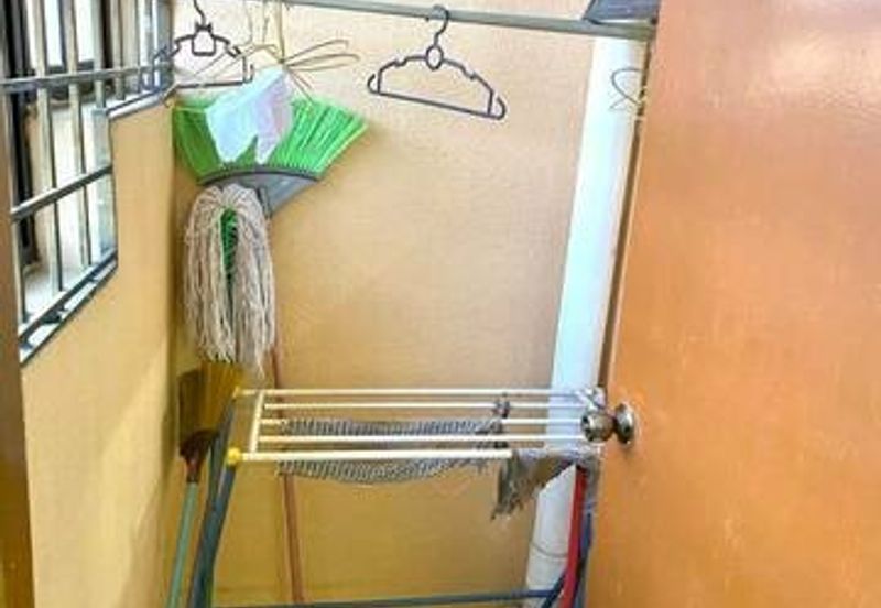 Hot Area Cheap Sale Behind Shop Silibin Taman Tinggi First Garden Buntong Ipoh Town