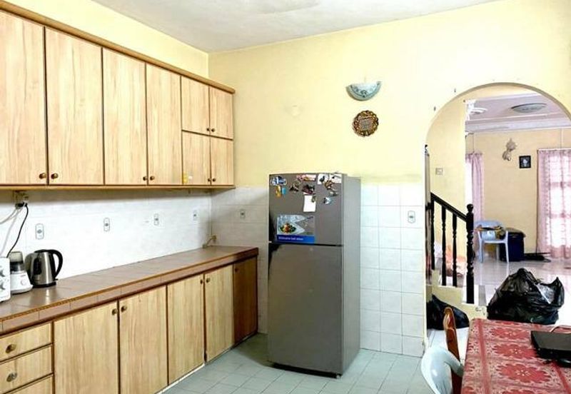 Hot Area Cheap Sale Behind Shop Silibin Taman Tinggi First Garden Buntong Ipoh Town