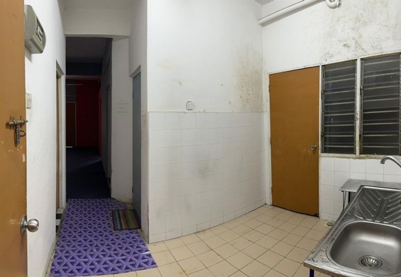 Super Cheap Sale Full Loan 100% Panorama Lapangan Perdana Flat Botani Pengkalan Sppk