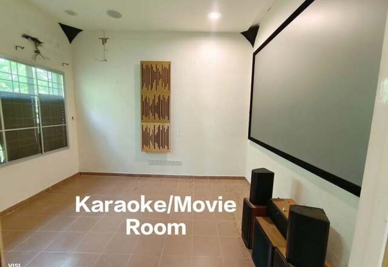 Gate Guard Corner Single Storey Easy Parking Lapangan Kiara Pengkalan Pasir Pinji SPPK