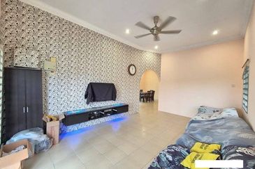 Renovated Good Condition Bungalow Single Storey Pengkalan Pegoh Seberang Pinji Mewah Indah