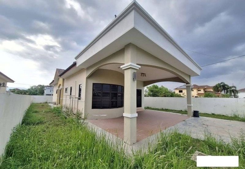 Renovated Good Condition Bungalow Single Storey Pengkalan Pegoh Seberang Pinji Mewah Indah