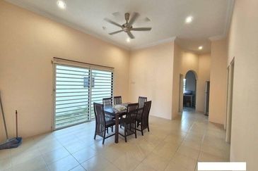 Renovated Good Condition Bungalow Single Storey Pengkalan Pegoh Seberang Pinji Mewah Indah