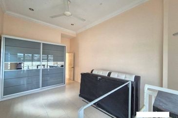 Renovated Good Condition Bungalow Single Storey Pengkalan Pegoh Seberang Pinji Mewah Indah