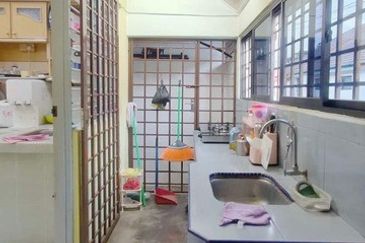 1.5 Sty Menglembu Taman Impiana Adril Single Storey Arkid Rasi Jaya Timur Lahat Bukit Merah