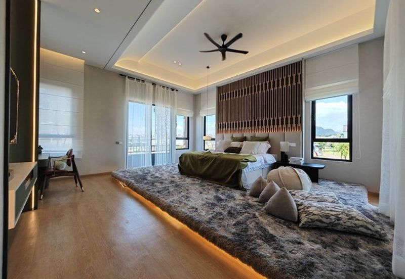 Brand New 4 Cars Can Park Semi D Bungalow Dees Botani Panorama Lapangan Perdana Pengkalan