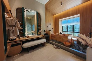 Brand New 4 Cars Can Park Semi D Bungalow Dees Botani Panorama Lapangan Perdana Pengkalan