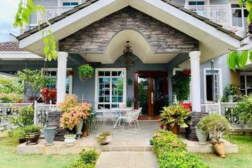 Jalan Kota Emerald 4/5