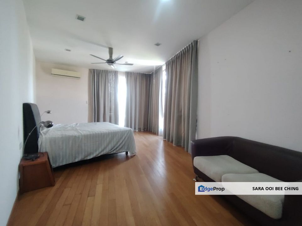 Natural Riverfront view Special designed Bungalow HIgh ceiling with improved natural ventilation , Selangor, Port Klang