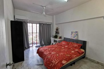 Sri Pelangi