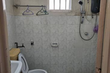 Medan Putra Condominium