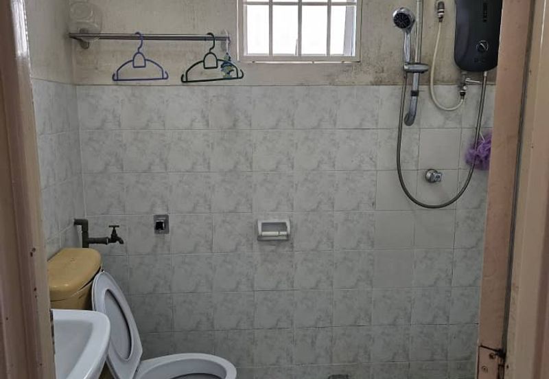 Medan Putra Condominium