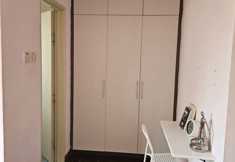 Medan Putra Condominium