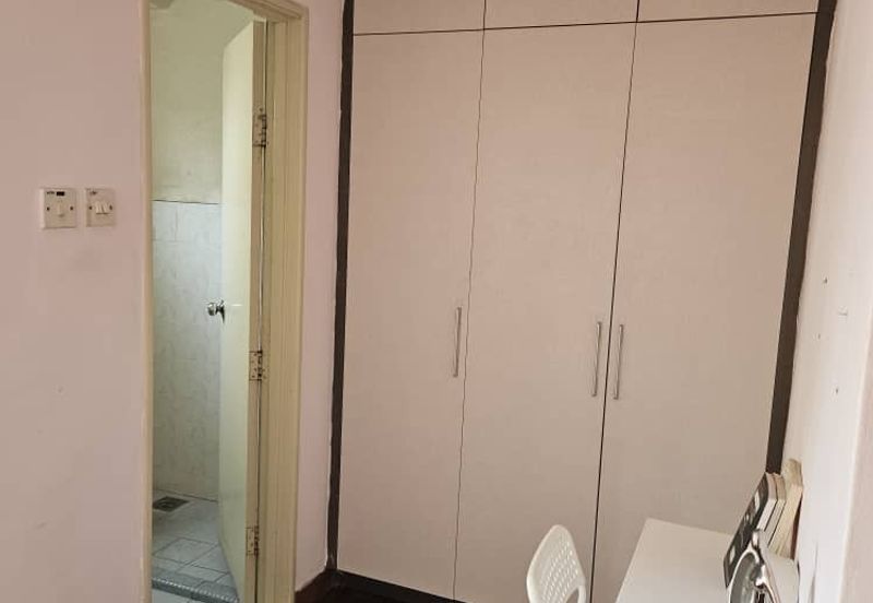 Medan Putra Condominium