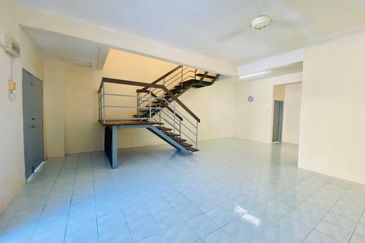 Jalan Ukay Perdana 4/2